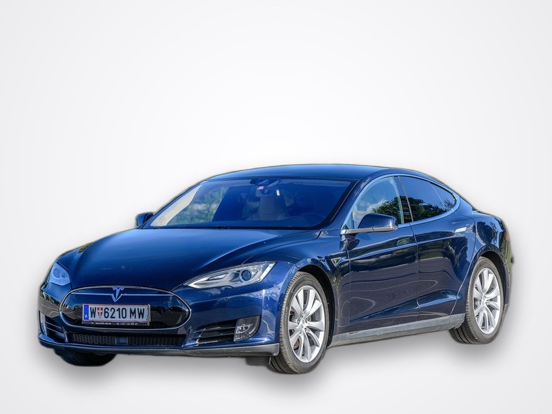Tesla Model S GPS tracking